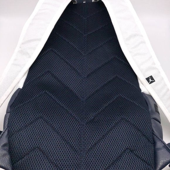 Nike Air Jordan Retro 11 L Concord Jumpman Backpac - Picture 9 of 9